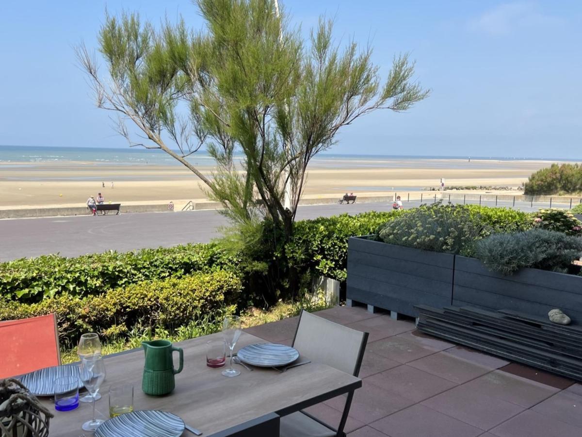 Appartement 2P, Rez-De-Jardin, Acces Plage, Animaux Ok, Parking, Internet Inclus - Fr-1-487-355 Cabourg Eksteriør billede
